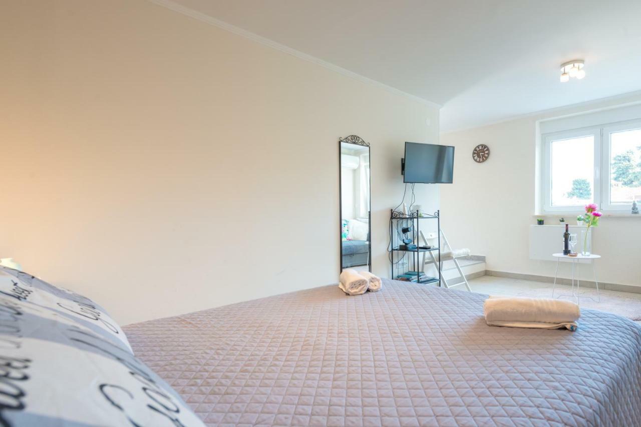 Brand New Studio With Terrace & Parking Ντουμπρόβνικ Εξωτερικό φωτογραφία